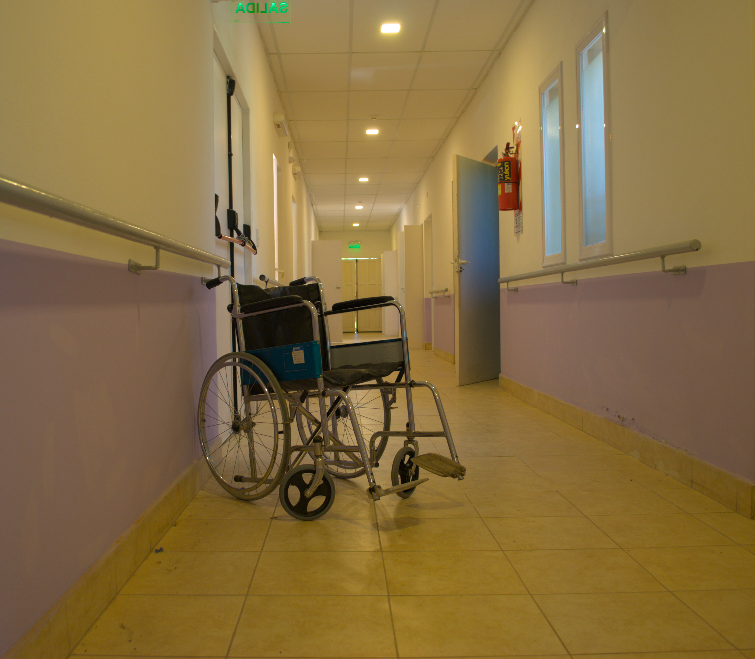 Totalmente equipada para la atencion de nuestros abuelos. Y con todas las medidas de seguridad